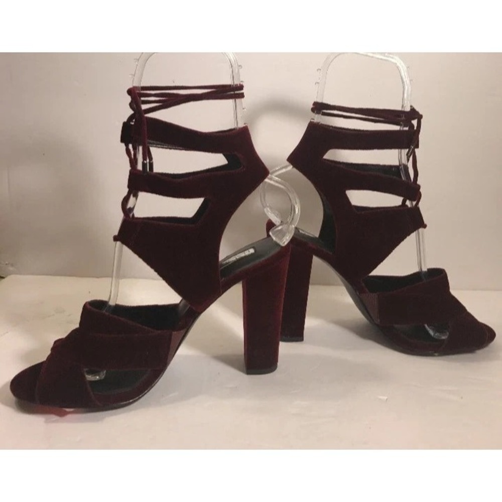 Halogen Women's Size 9 M Burgundy Velvet Lani Strappy Lace-Up Block Heels Sandal